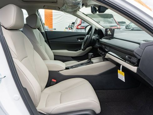 New 2025 Honda Accord EX-L image 14