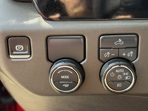 Used 2024 Chevrolet Silverado 1500 RST w/ Convenience Package II image 25