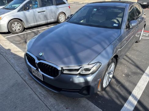 Used 2021 BMW 540i w/ Luxury Seating Package image 7