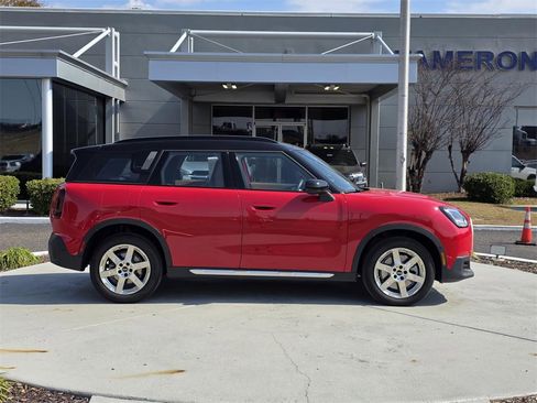 Used 2025 MINI Cooper Countryman S image 46