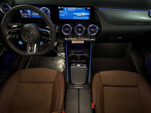 New 2026 Mercedes-Benz GLA 35 AMG 4MATIC image 12