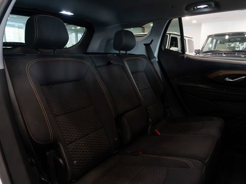 Used 2021 GMC Terrain SLE w/ Elevation Edition AWD/4WD image 9