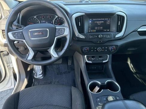 Used 2023 GMC Terrain SLE w/ Driver Convenience Package FWD image 19