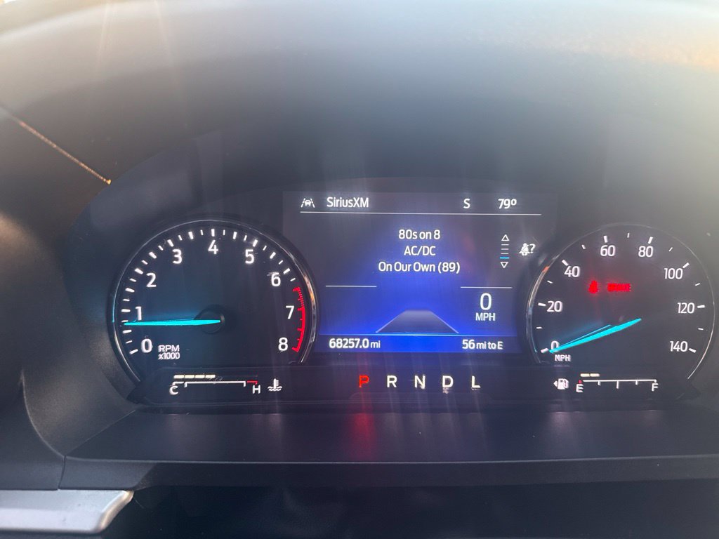 Used 2022 Ford Explorer XLT w/ Equipment Group 202A RWD image 5