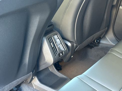 New 2026 BMW X2 xDrive28i w/ Convenience Package image 17