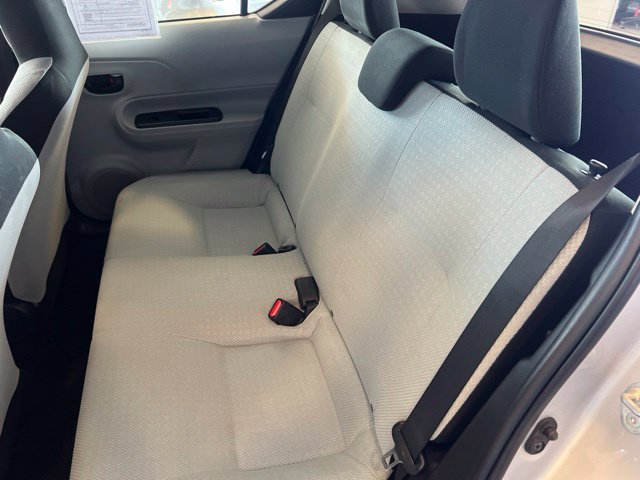 Used 2013 Toyota Prius C One FWD image 5
