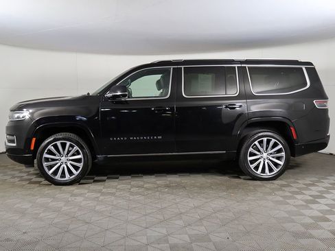 Used 2023 Jeep Grand Wagoneer Series II AWD/4WD image 18