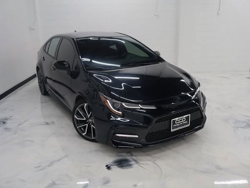 Used 2022 Toyota Corolla SE image 2
