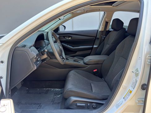 Used 2024 Honda Accord EX image 16