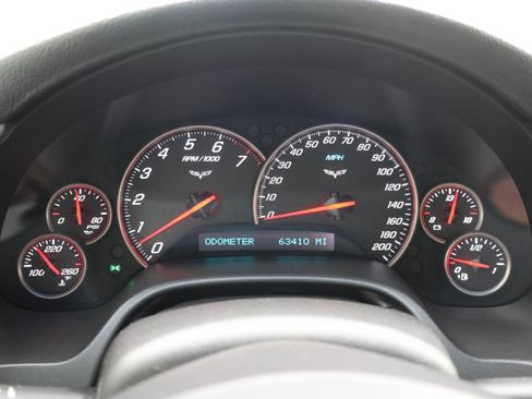 Used 2005 Chevrolet Corvette Coupe w/ Preferred Equipment Group RWD image 9
