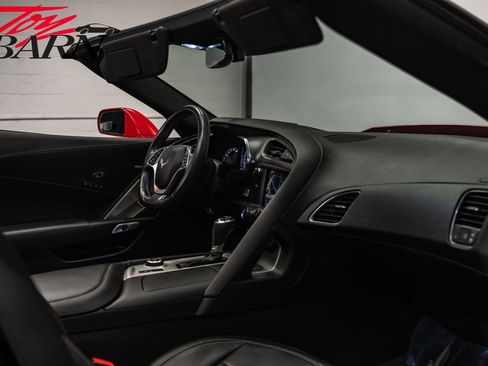 Used 2019 Chevrolet Corvette Stingray Convertible Z51 2LT image 55