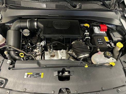 Used 2023 Jeep Compass Latitude AWD/4WD image 7