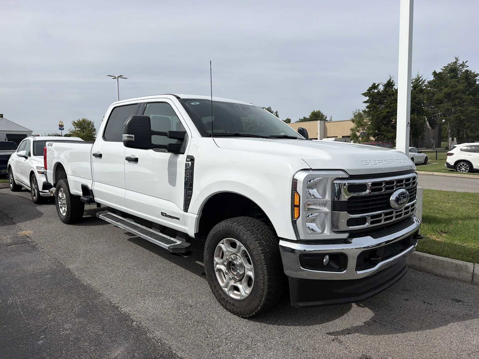Used 2025 Ford F250 XLT AWD/4WD image 1