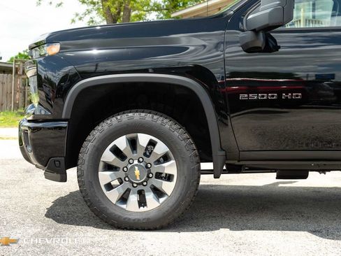 New 2026 Chevrolet Silverado 2500 Custom w/ Custom Value Package AWD/4WD image 11