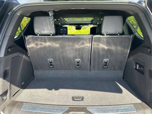 Certified 2023 Cadillac Escalade Sport AWD/4WD image 13