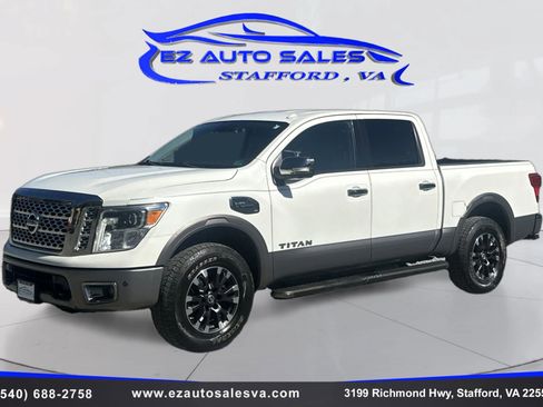 Used 2017 Nissan Titan Platinum Reserve image 9