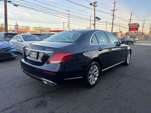 Used 2019 Mercedes-Benz E 300 4MATIC image 7
