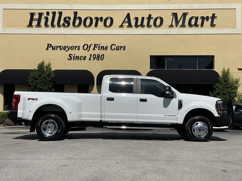 Used 2019 Ford F350 XL w/ STX Appearance Package AWD/4WD image 4