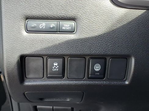 Certified 2023 Nissan Murano SV w/ SV Midnight Edition Package AWD/4WD image 19