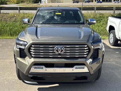 New 2025 Toyota Tacoma Limited AWD/4WD image 8