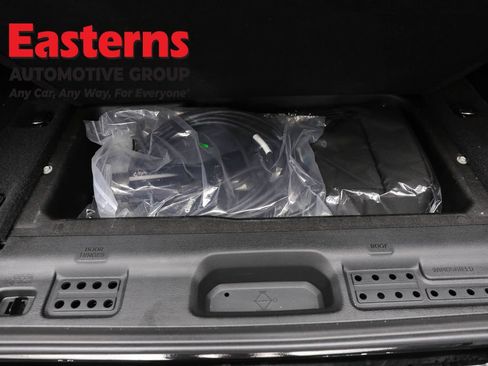 Used 2023 Jeep Wrangler Unlimited w/ Cold Weather Group AWD/4WD image 9