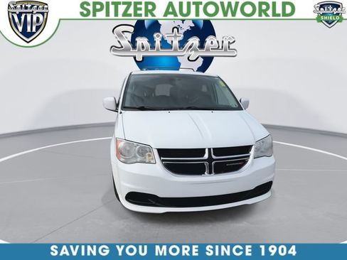 Used 2014 Dodge Grand Caravan SXT image 3