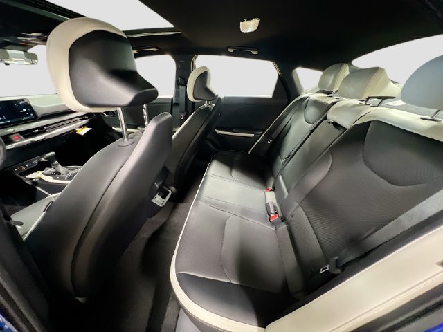 New 2025 Kia K4 EX w/ GT-Line Premium Package FWD image 26