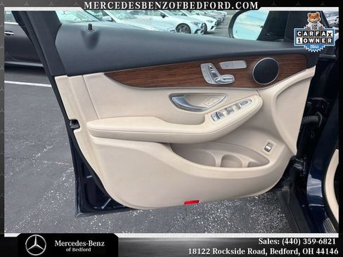 Used 2022 Mercedes-Benz GLC 300 4MATIC image 7