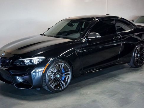 Used 2018 BMW M2 image 5