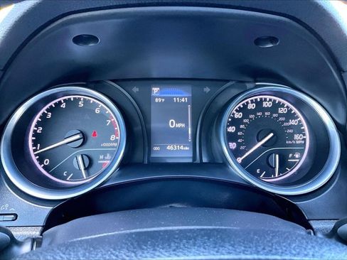 Used 2020 Toyota Camry LE FWD image 20