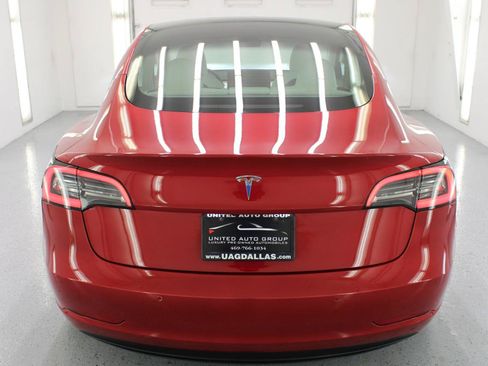 Used 2021 Tesla Model 3 Standard Range Plus RWD image 8