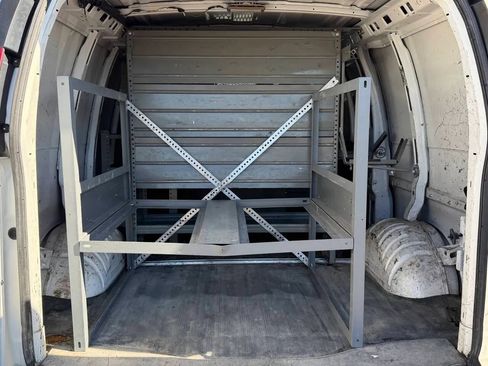 Used 2013 Chevrolet Express 2500 w/ Power Package RWD image 8
