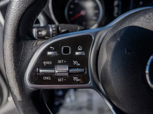 Used 2019 Mercedes-Benz C 300 Sedan image 16