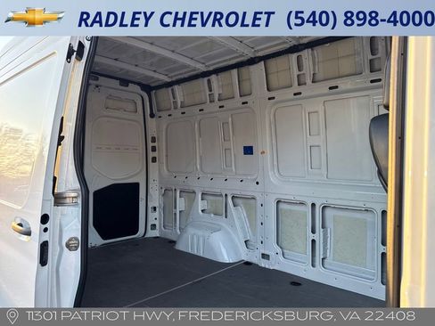 Used 2025 Mercedes-Benz Sprinter 2500 image 13
