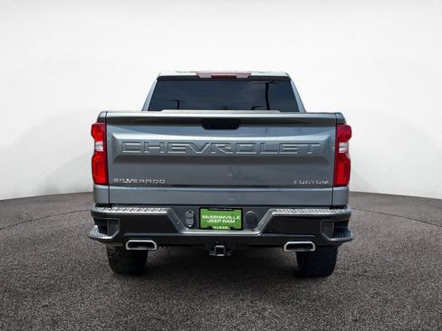 Used 2021 Chevrolet Silverado 1500 Custom Trail Boss AWD/4WD image 4