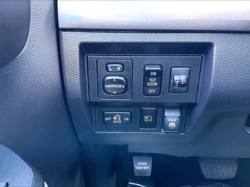 Used 2021 Toyota Tundra SR5 image 32