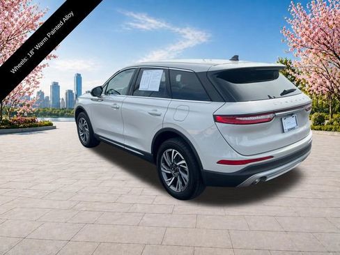 Used 2023 Lincoln Corsair FWD image 4