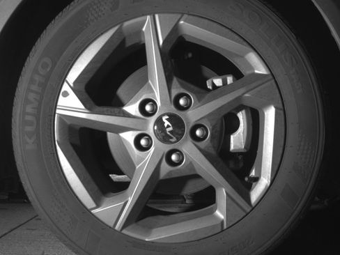 Used 2025 Kia K4 LXS image 13