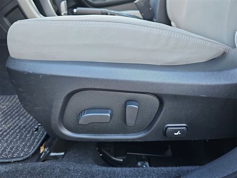 Used 2018 Subaru Forester 2.5i Limited image 30