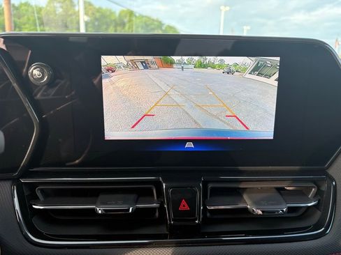 Used 2025 Chevrolet TrailBlazer RS w/ Convenience Package image 16