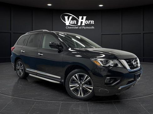 Used 2020 Nissan Pathfinder Platinum image 1