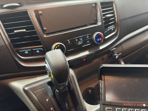 Used 2020 Ford Transit 350 Base image 31