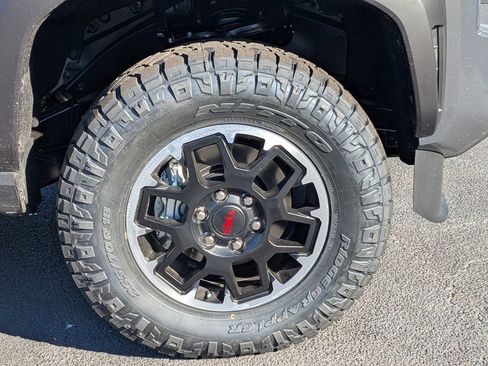 New 2025 Toyota Tacoma TRD Off-Road image 13