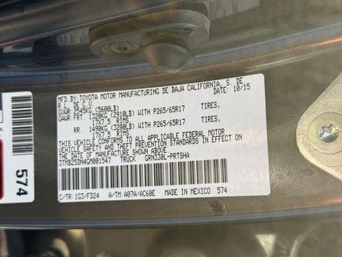 Used 2016 Toyota Tacoma TRD Sport RWD image 34