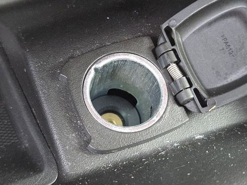 Used 2017 Chevrolet Impala LS image 9