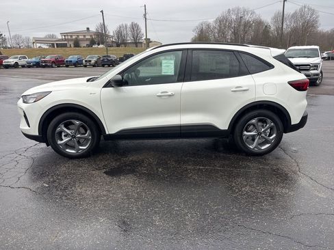 New 2026 Ford Escape ST-Line w/ Tech Pack #1 image 4