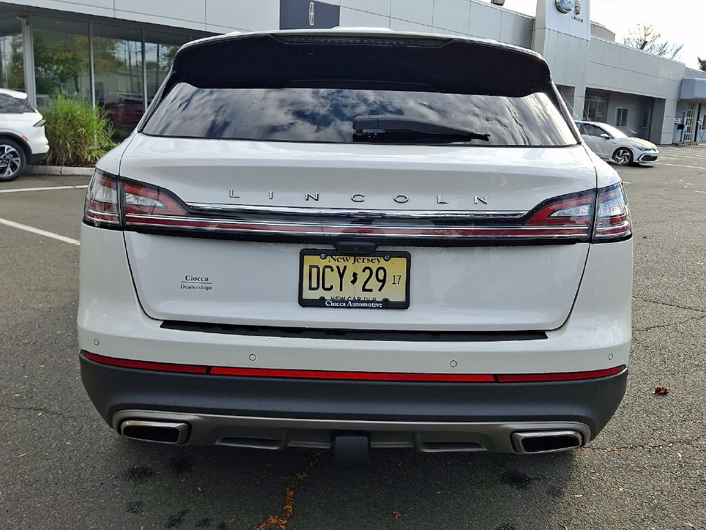 Used 2023 Lincoln Nautilus Reserve w/ Equipment Group 202A AWD/4WD image 8