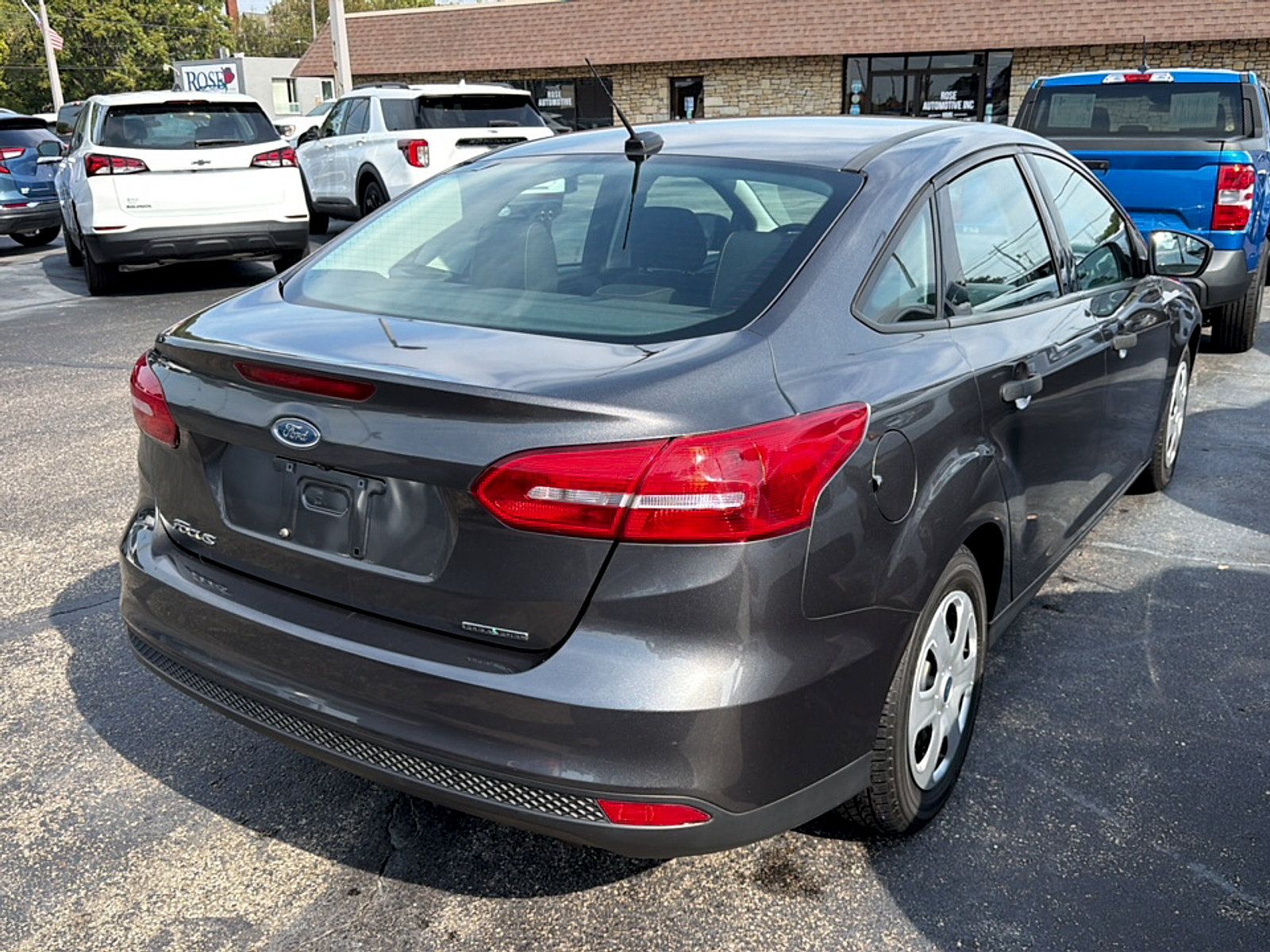 Used 2015 Ford Focus S FWD image 5