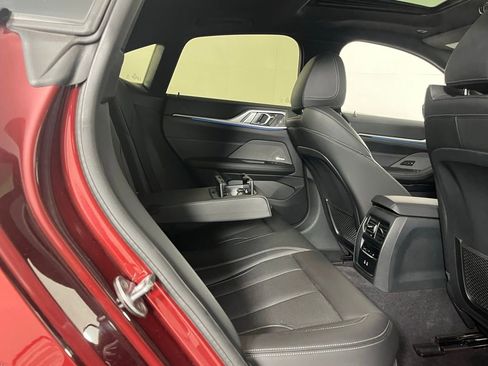 Used 2022 BMW i4 eDrive40 w/ M Sport Package image 29