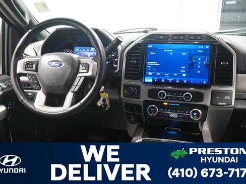 Used 2022 Ford F250 Lariat w/ Black Appearance Package image 18